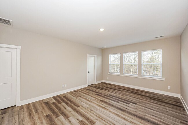 Building Photo - Brand New Townhome | 3 BR/2.5BA | 1-Car Garage | Near Downtown Mooresville