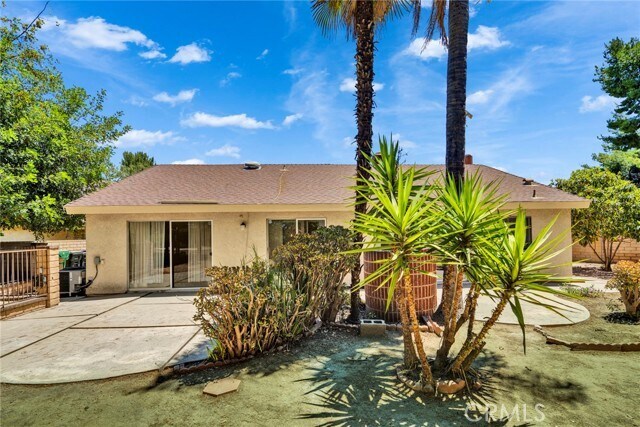 Building Photo - 23502 Shadowcrest Pl