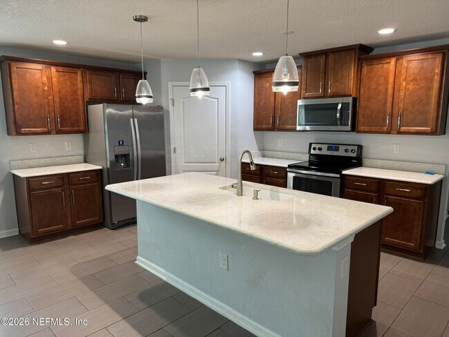 Building Photo - 95090 Timberlake Dr