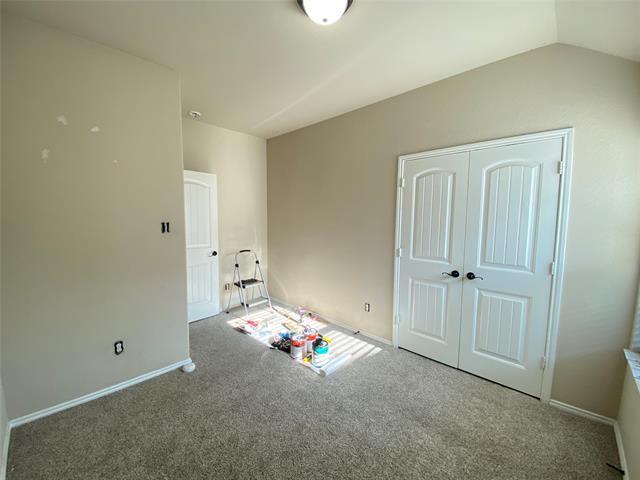 Building Photo - 228 Buckskin Dr