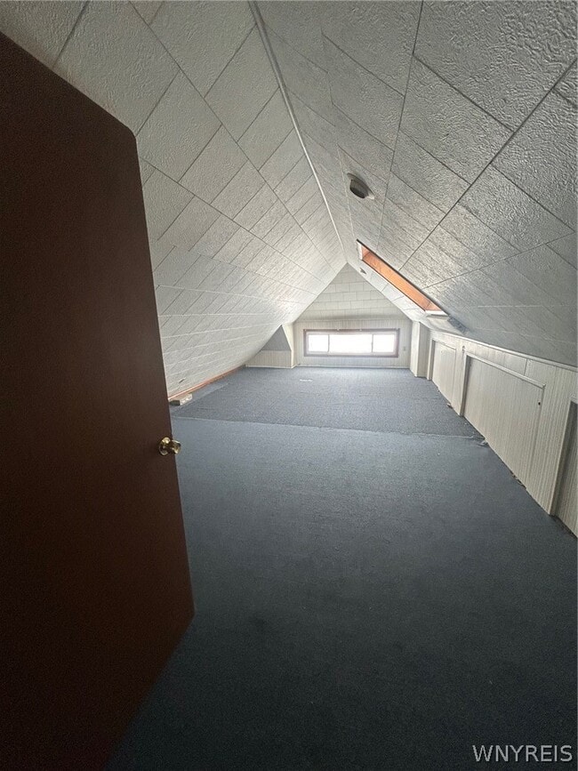 Building Photo - 34 Sandrock Rd