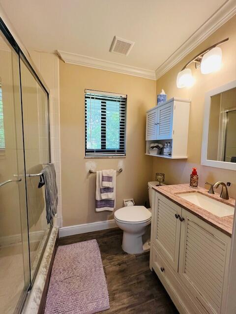 Building Photo - 100 Pelican Pointe Dr