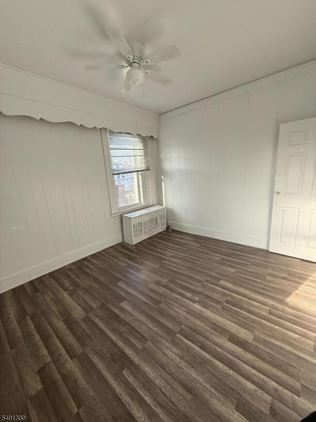 Building Photo - 85 Sunnyside Terrace