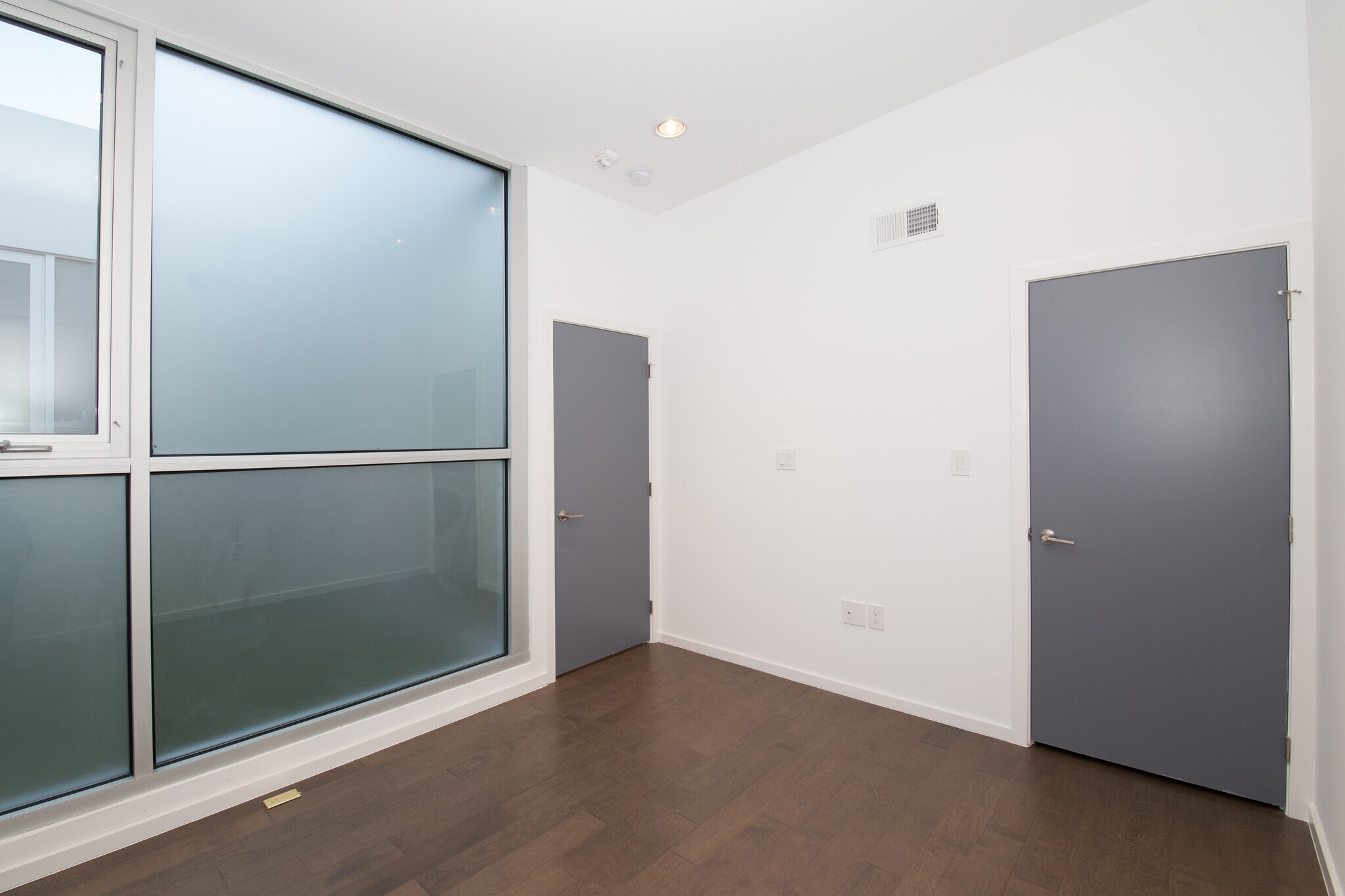 Building Photo - 1441 N 7th St