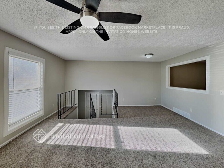 Building Photo - 9764 Columbine Ct