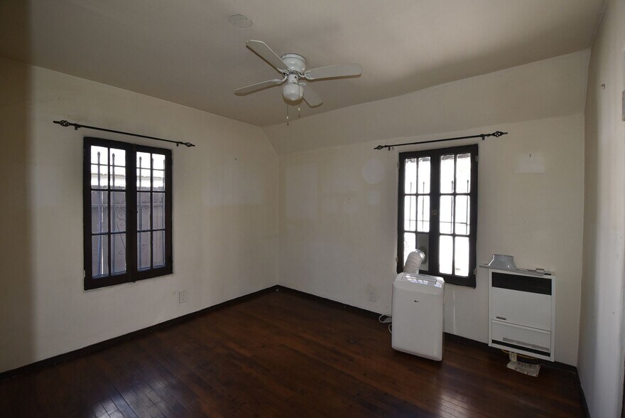 Building Photo - 2906 Griffith Park Blvd