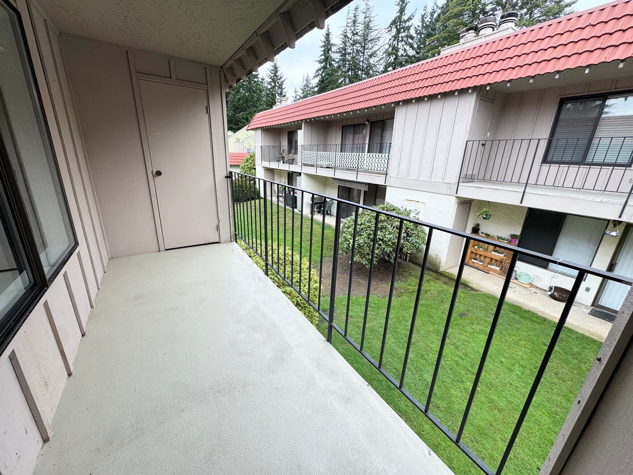 Building Photo - 15705 NE 18th St