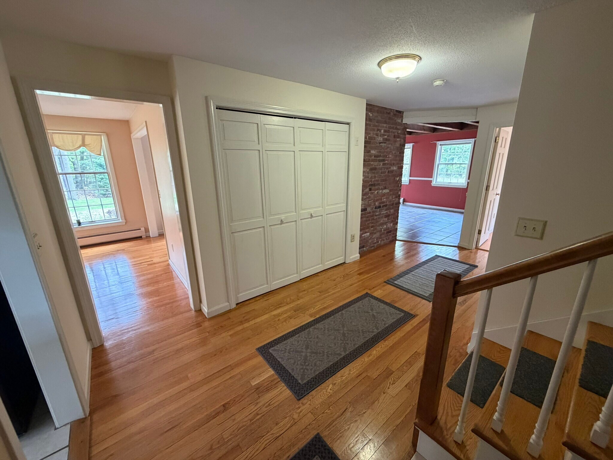 Building Photo - 175 Plumtree Rd