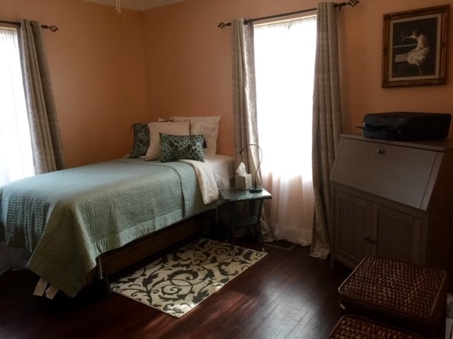 2nd bedroom - 1968 El Molino Ave