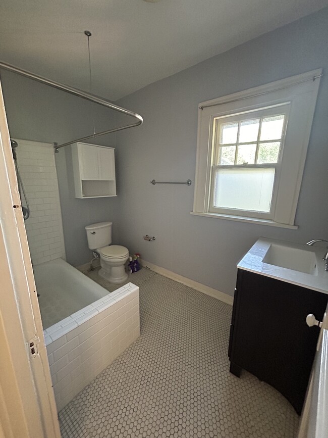 Bathroom - 1048 28th St S