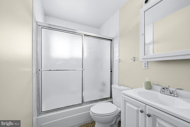 Building Photo - 8519 Locust Grove Dr