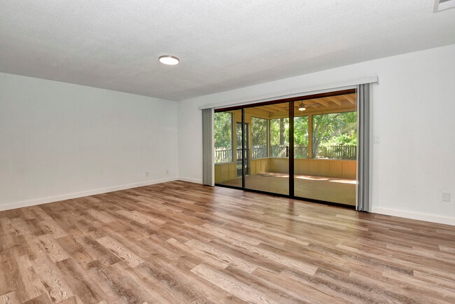 Building Photo - 40 River Ridge Trail