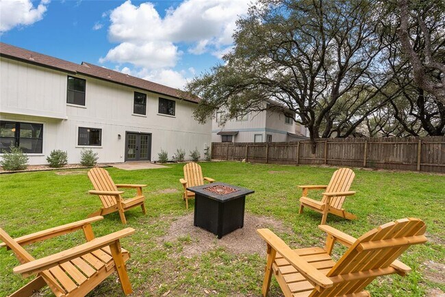 Building Photo - 1703 Kimmerling Ln