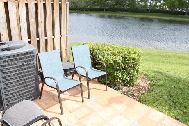 Building Photo - 3678 San Simeon Cir