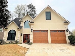 Building Photo - 1635 River Oak Dr