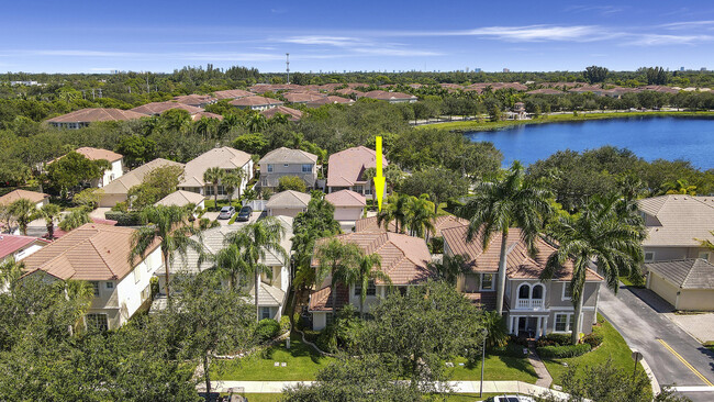 Building Photo - 8210 Calterra Dr