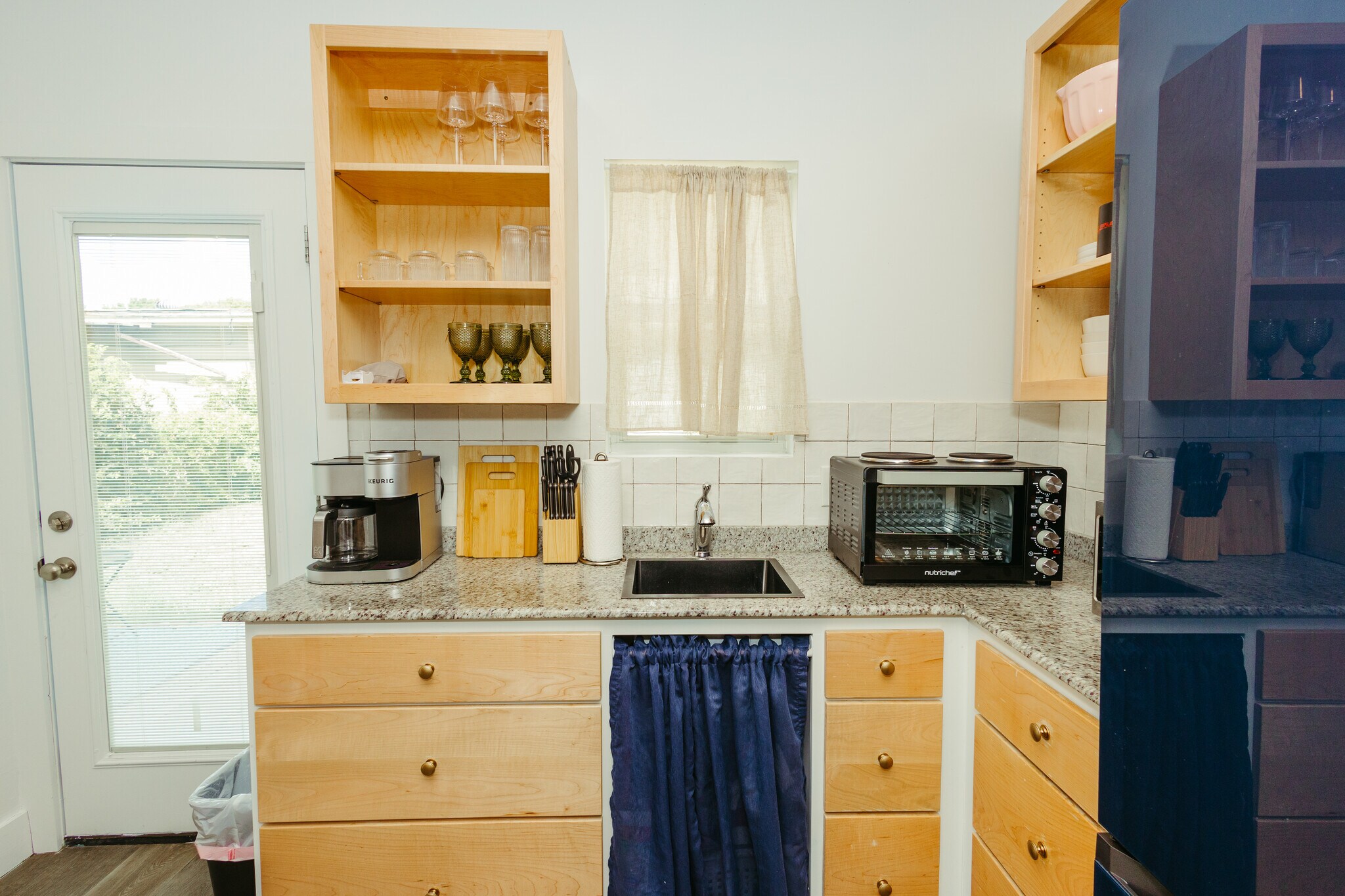 Building Photo - 3900 Leland Ave