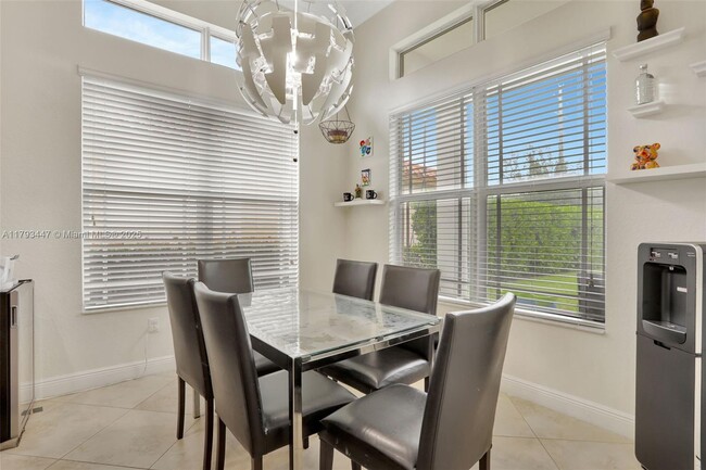 Building Photo - 8840 S Miralago Way