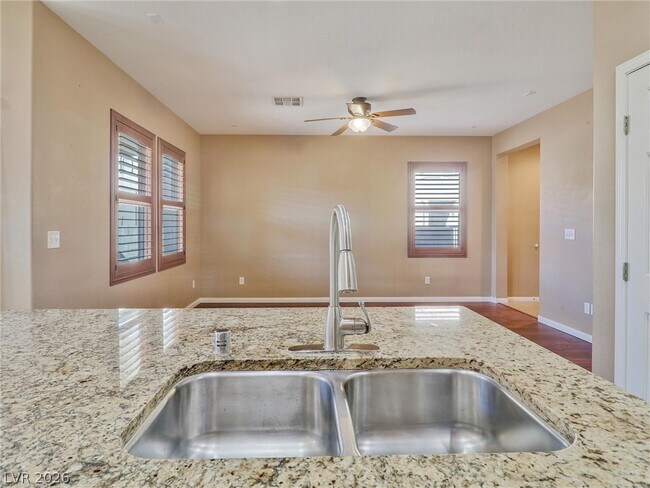 Building Photo - 1541 Sagrada Ct