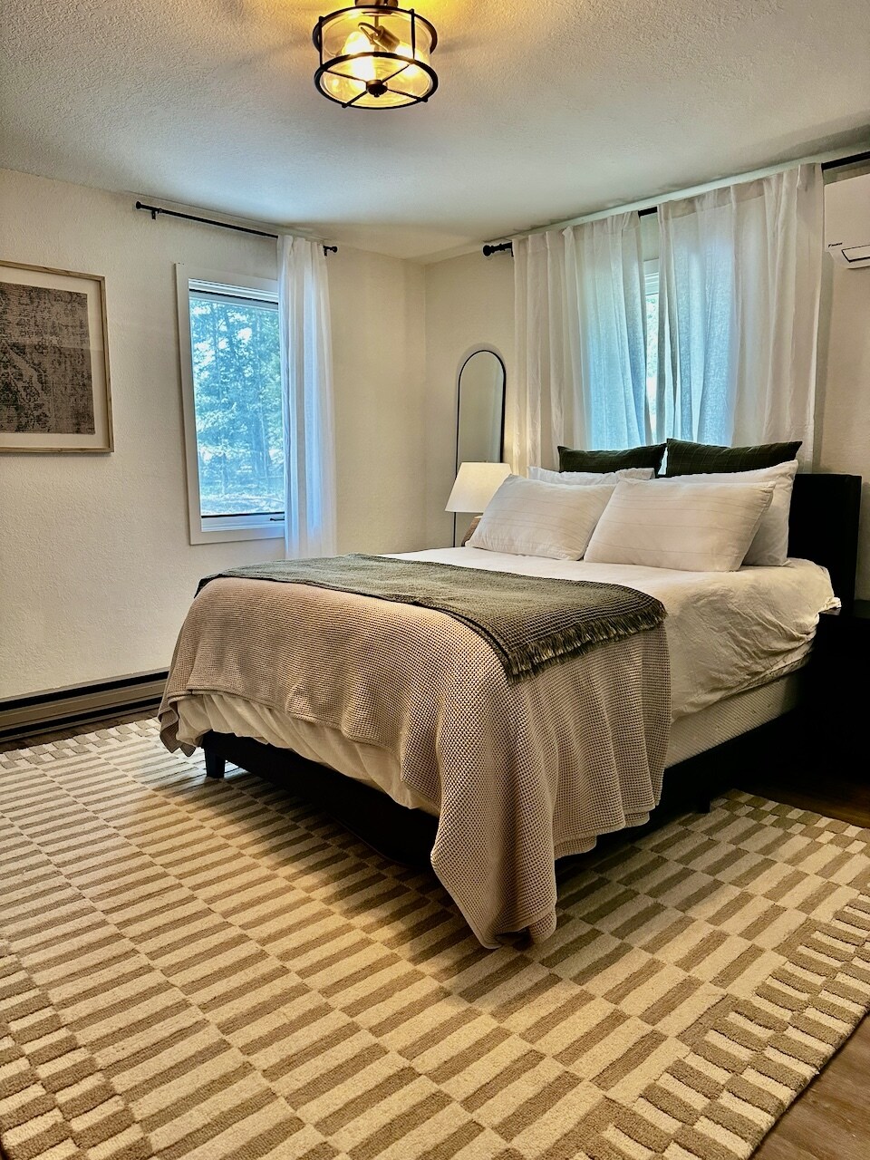 Primary bedroom - 128 Mallard Loop
