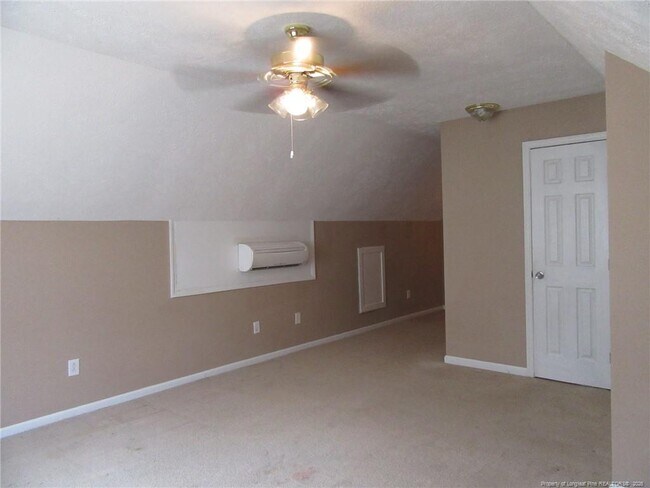 Building Photo - 6720 Jacobs Creek Cir
