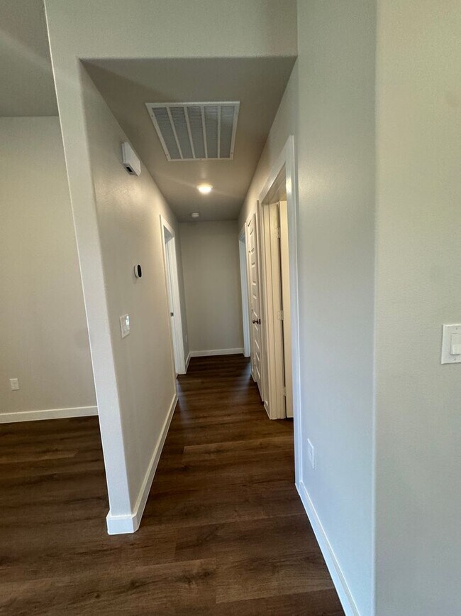 Building Photo - Brand New Construction 3/2/2 in Homestead!!!