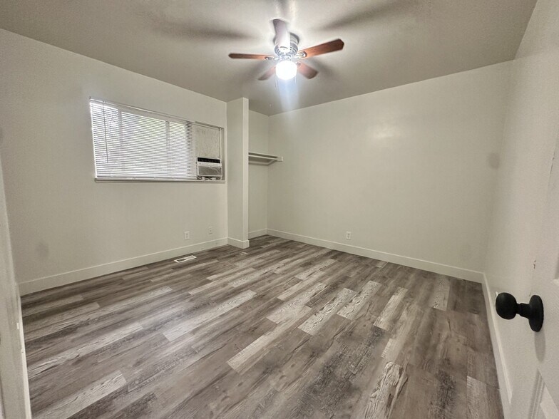 Building Photo - 1340 S 200 E