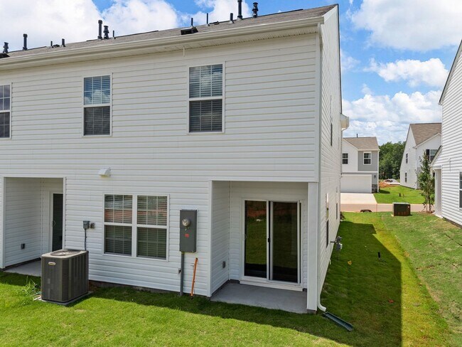 Building Photo - Newly contructed home in desirable Inman SC