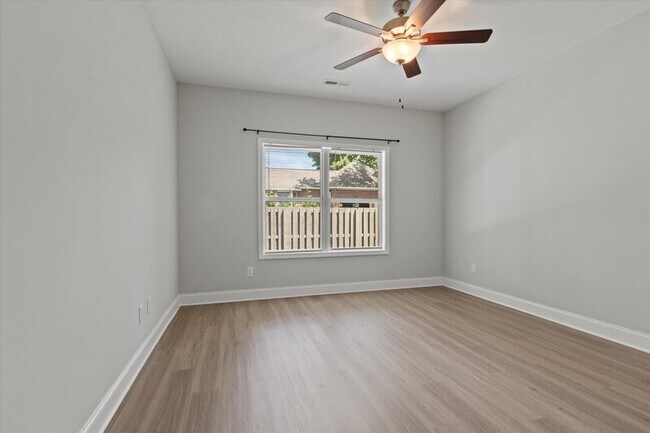 Building Photo - 1795 Stampede Cir