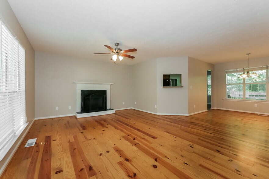 Building Photo - 4162 Sterling Pointe Dr