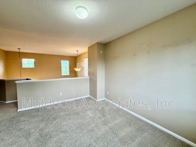 Building Photo - 2512 Sierra Springs Dr