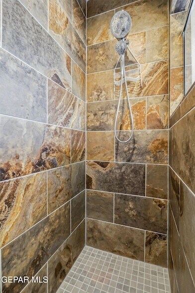 Building Photo - 7239 Desert Jewel Dr