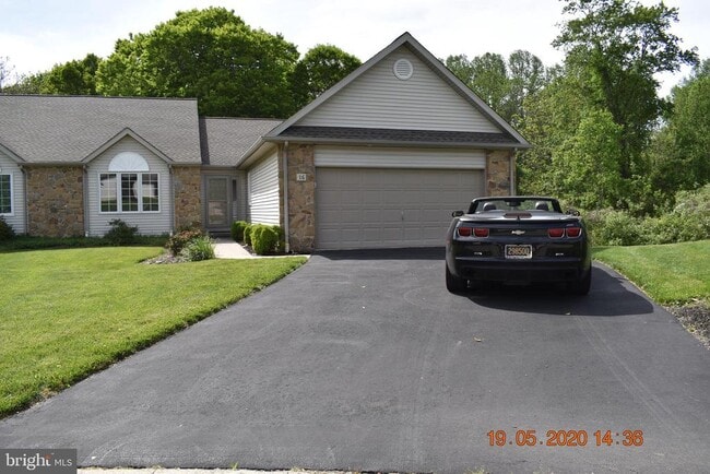 Building Photo - 16 Michael Ct