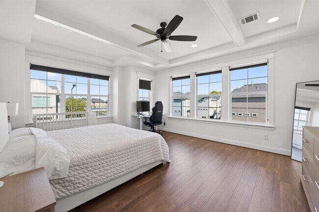 Building Photo - 1303 Upland Retreat Dr