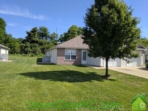 Building Photo - 1000 Fall Meadow Ln