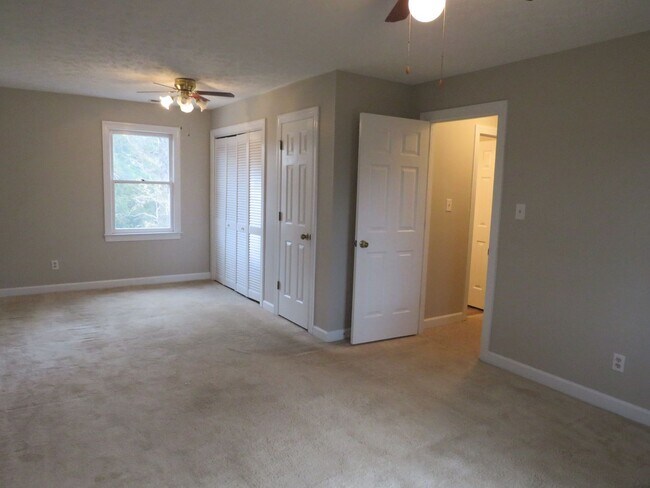 Building Photo - FOUR BEDROOM BRANDYWINE BAY