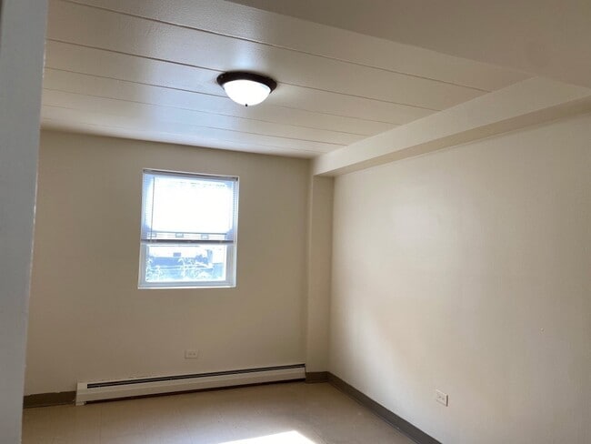 Building Photo - 5741 W 35th St