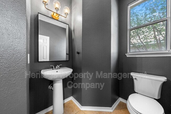 Building Photo - 3102 Sable Crossing