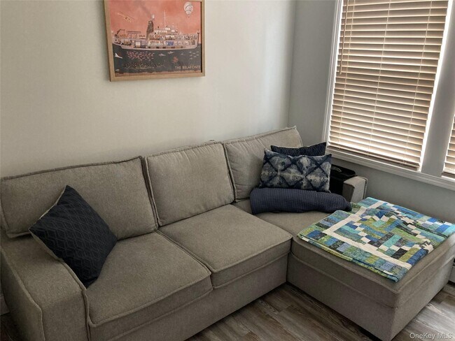 Building Photo - 87 Buffalo Ave