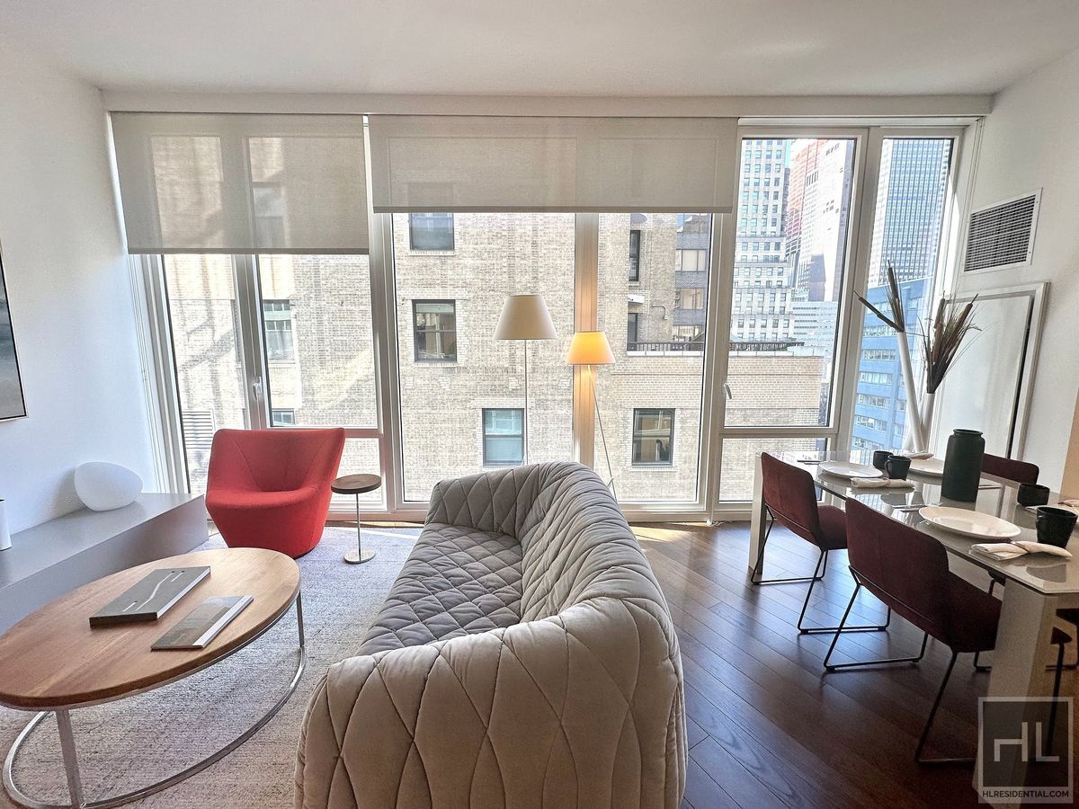 Building Photo - East 44th Street
