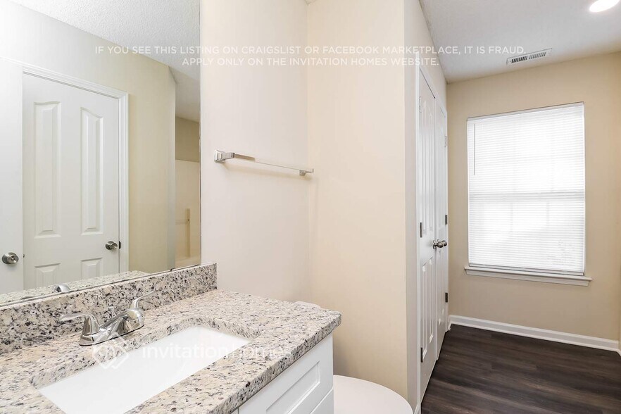 Building Photo - 11339 Red Finch Ln