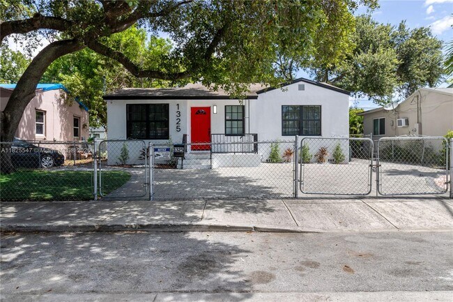 Building Photo - 1325 NW 51st St