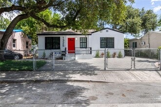 Building Photo - 1325 NW 51st St