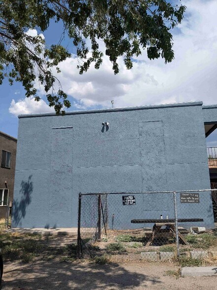 Primary Photo - 142 Rhode Island St SE