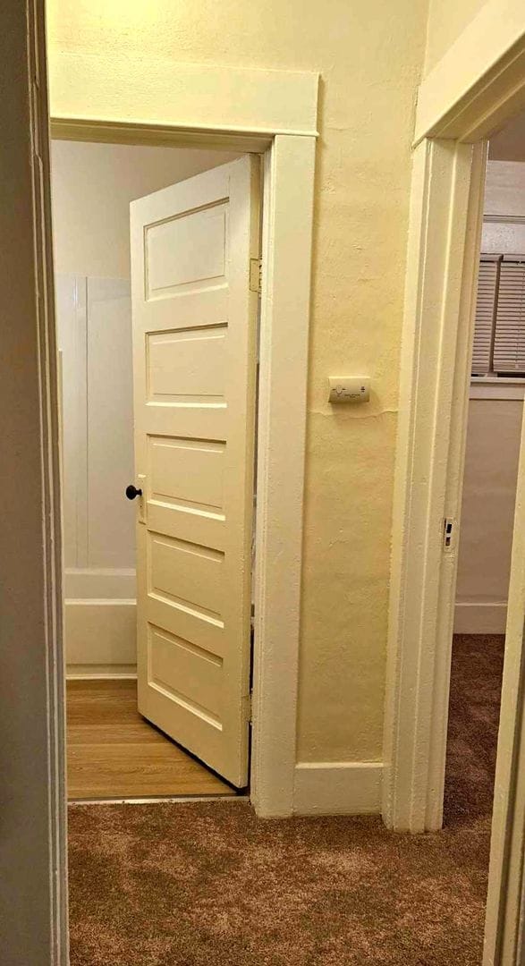 Building Photo - 3 bdrm, 1 bath home for $1995 Rent