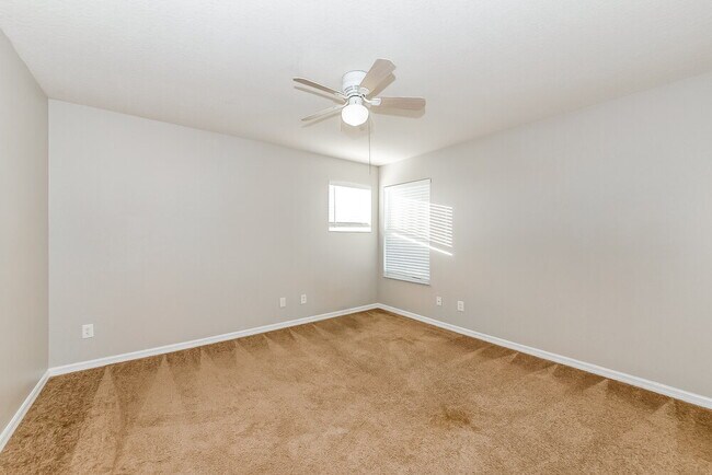 Building Photo - 2337 125th Dr E