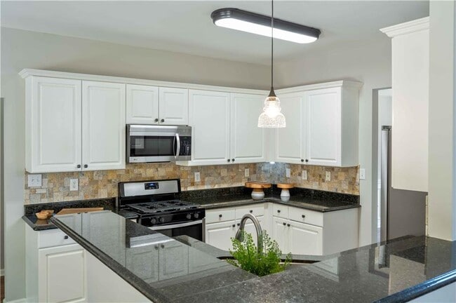 Building Photo - 1245 S Bethany Creek Dr