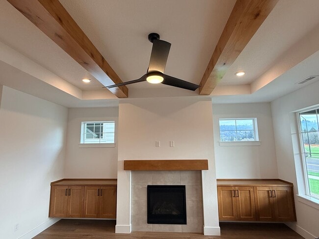 Building Photo - Brand New Home Located in Wine Country! Community Pool & Fitness Center (coming soon!)