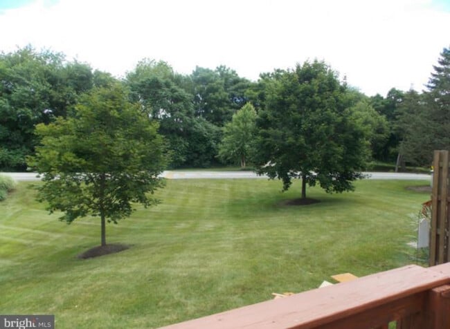 Building Photo - 276 Stone Ridge Dr