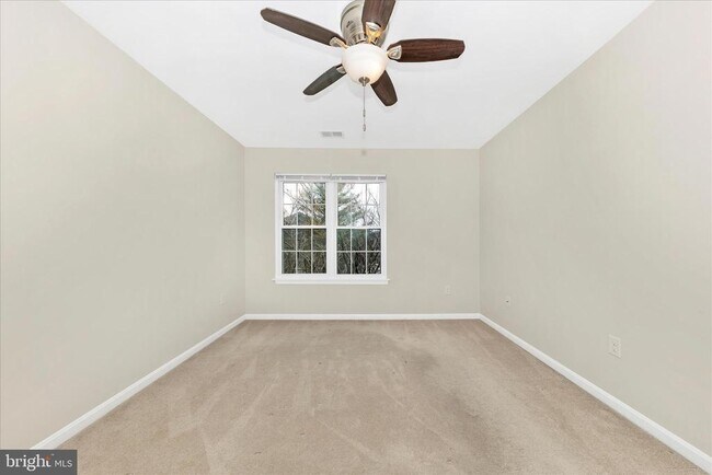 Building Photo - 13205 Cloppers Mill Dr